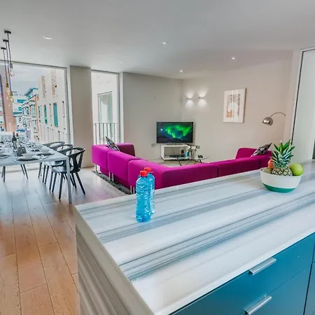 Sweet - Stylish Grand Canal Semesterbostad *